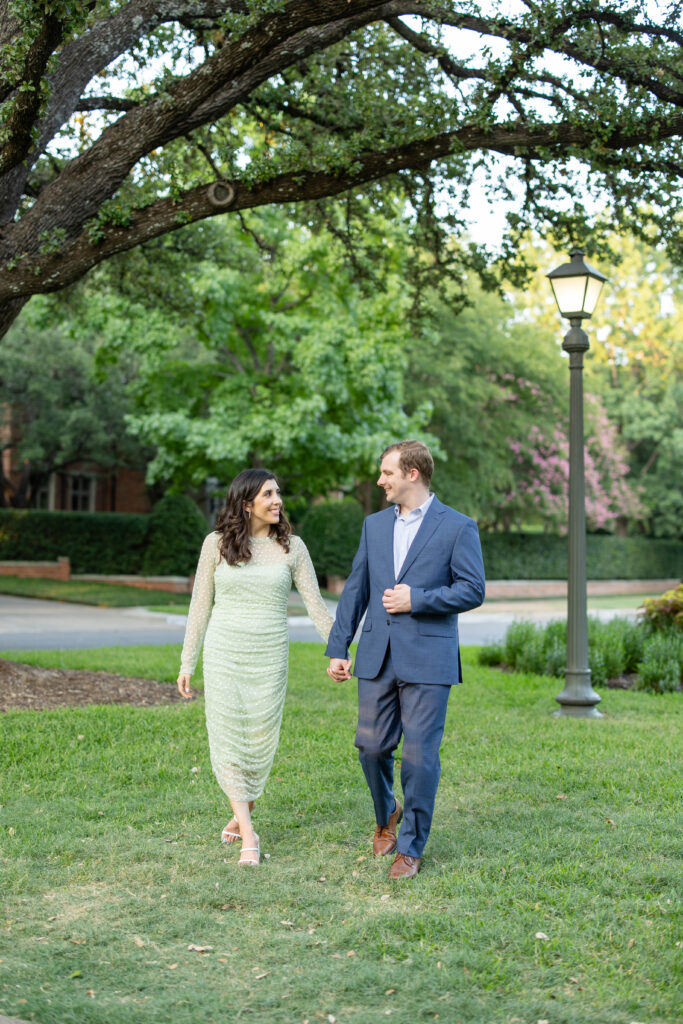 engagement photos in Dallas