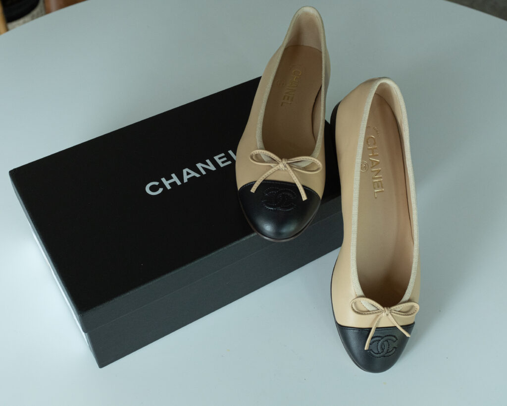 chanel two toned ballet flats review