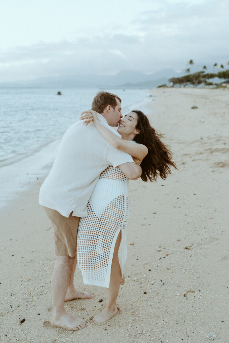 beach engagement photoshoot